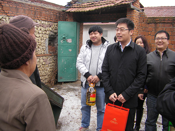 �����ܲüͽ���̽�ù¹�����