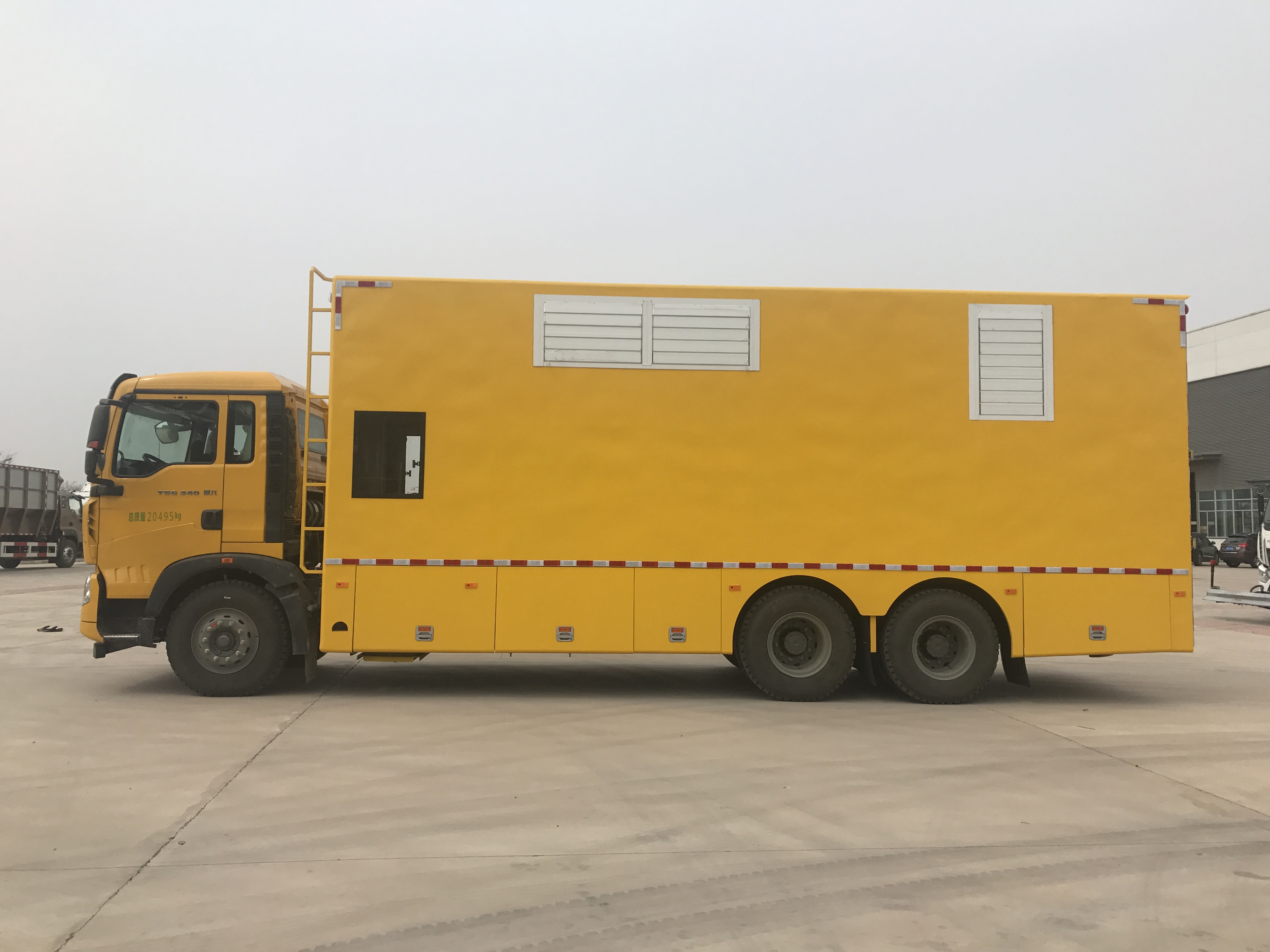 ��Դ��QDT5200XDYS6 